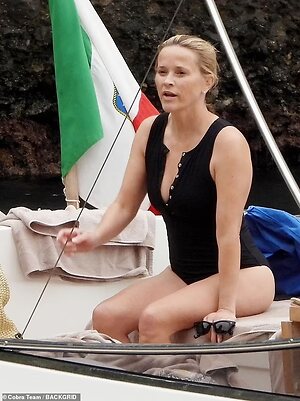 Reese Witherspoon leaked photo #103