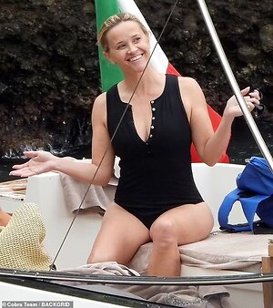 Reese Witherspoon leaked photo #104