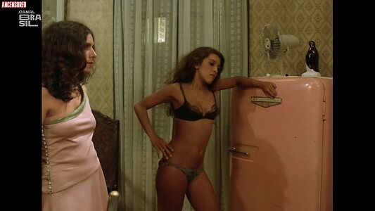 Regina Casé leaked photo #9