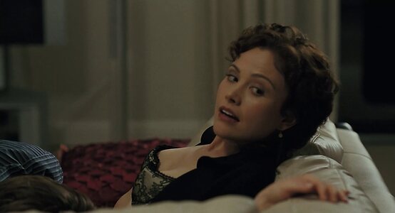 Reiko Aylesworth Nude Leaked Photo #4