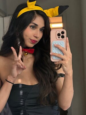 Reina Rae leaked photo #9