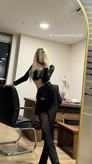 _rellaria leaked photo #34