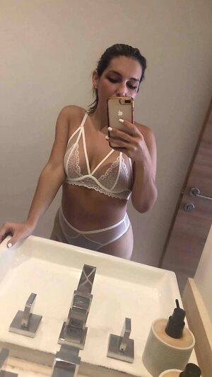 Renata Villarreal leaked photo #51