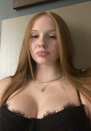 Renee Gough leaked photo #19