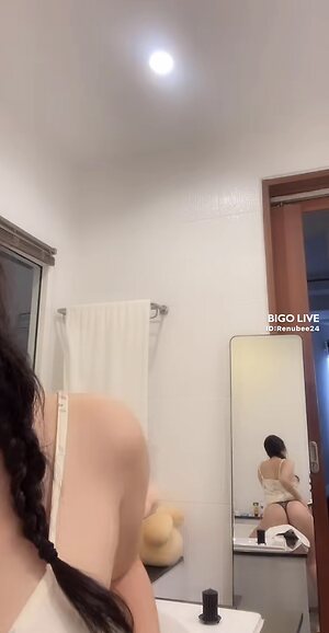 Renubee24 leaked photo #2