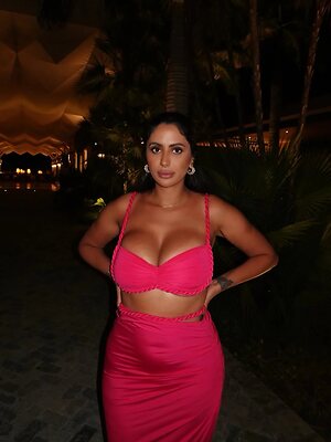 rere.bollywood Nude Leaked Photo #30