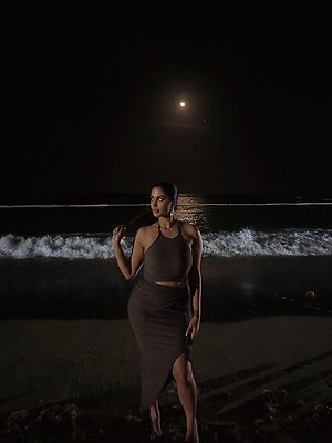 rere.bollywood Nude Leaked Photo #34