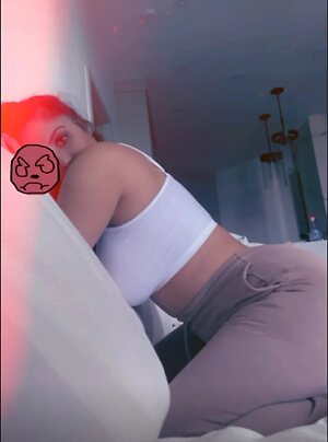 rere.bollywood Nude Leaked Photo #40