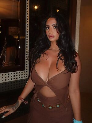 rere.bollywood Nude Leaked Photo #69