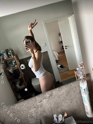 Rhetsina Nude Leaked Photo #14