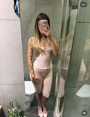 Rhiannon Falconer leaked photo #13