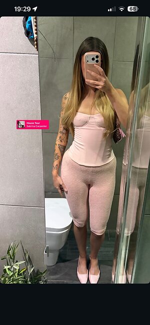 Rhiannon Falconer leaked photo #15