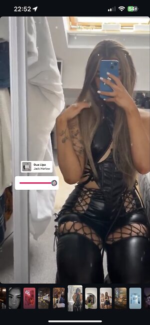 Rhiannon Falconer leaked photo #17