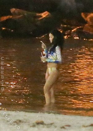 Rihanna photo