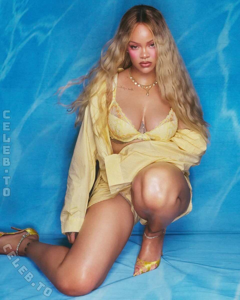 Rihanna photo