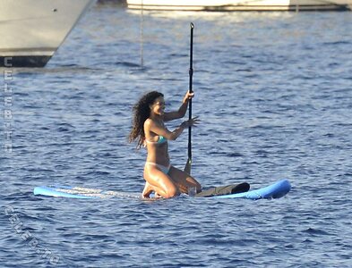 Rihanna Nude Leaked Photo #236