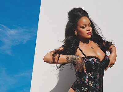 Rihanna leaked photo #359