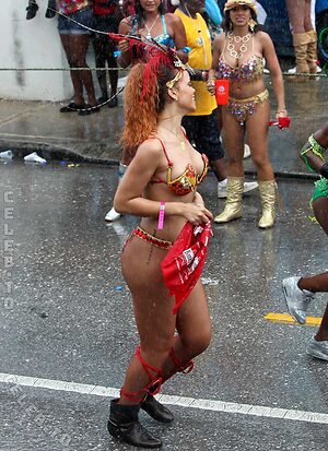 Rihanna leaked photo #407