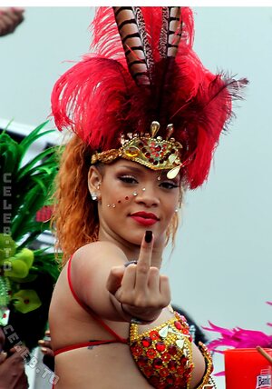 Rihanna leaked photo #414
