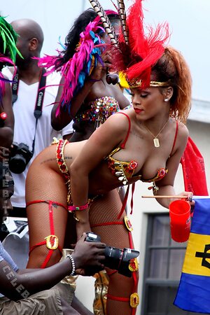 Rihanna leaked photo #416