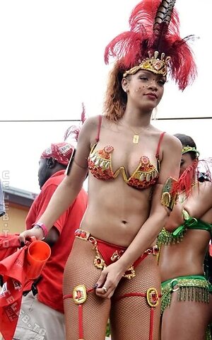 Rihanna leaked photo #420