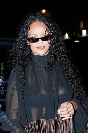 Rihanna leaked photo #432