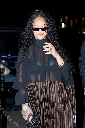 Rihanna leaked photo #438