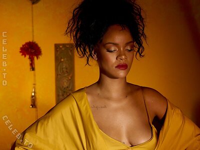 Rihanna leaked photo #460