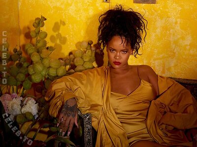 Rihanna leaked photo #464