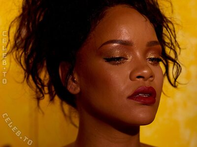 Rihanna leaked photo #470