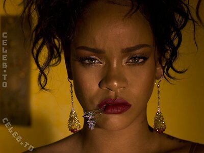 Rihanna leaked photo #487