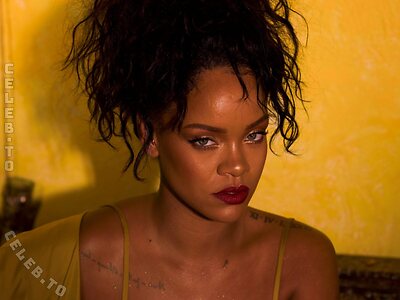 Rihanna leaked photo #489
