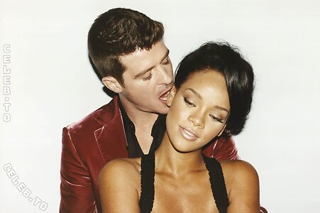 Rihanna leaked photo #493