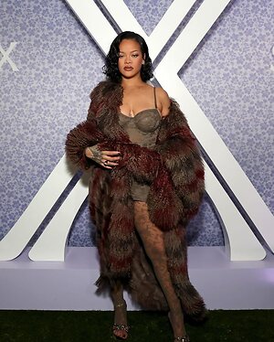 Rihanna leaked photo #547