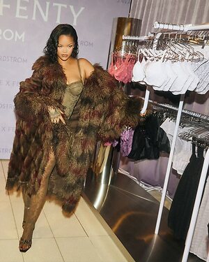 Rihanna leaked photo #548