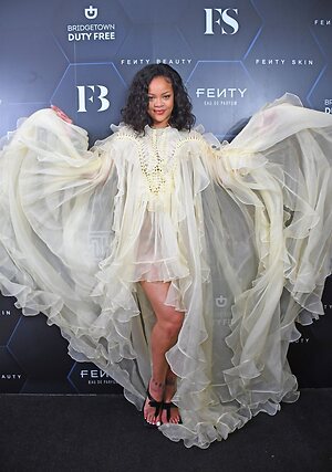 Rihanna leaked photo #552