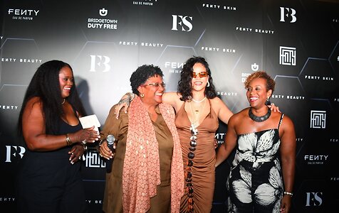 Rihanna leaked photo #559