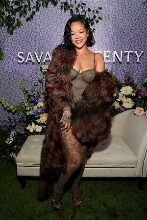 Rihanna leaked photo #566