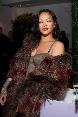Rihanna leaked photo #568