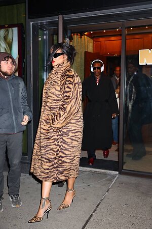 Rihanna leaked photo #618