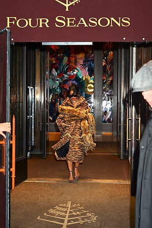Rihanna leaked photo #620
