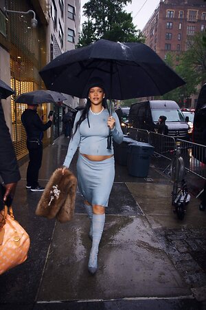 Robyn Rihanna Fenty leaked photos