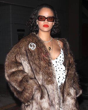 Rihanna leaked photo #653
