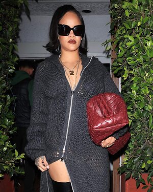Rihanna leaked photo #661
