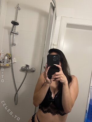 Rike Lisaserotik98 Nude Leaked Photo #5