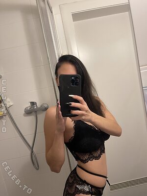 Rike Lisaserotik98 Nude Leaked Photo #7