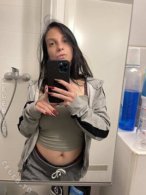 Rike Lisaserotik98 Nude Leaked Photo #21