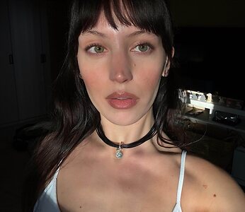 Riley Hubatka
