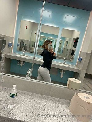 Riley Murray leaked photo #105