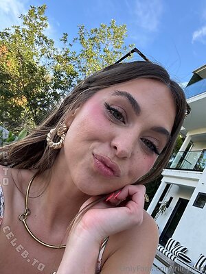 Riley Reid Nude Leaked Photo #139